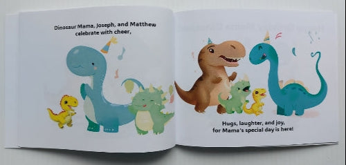 Happy Birthday Mama Dinosaur ! 9798858442172