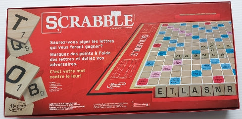 Scrabble : le jeu de mots croisés Hasbro Gaming Jeux 8 ans et plus