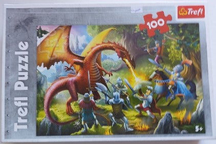 L'attaque du dragon TREFL PUZZLE 16281 Casse-tête 100 morceaux